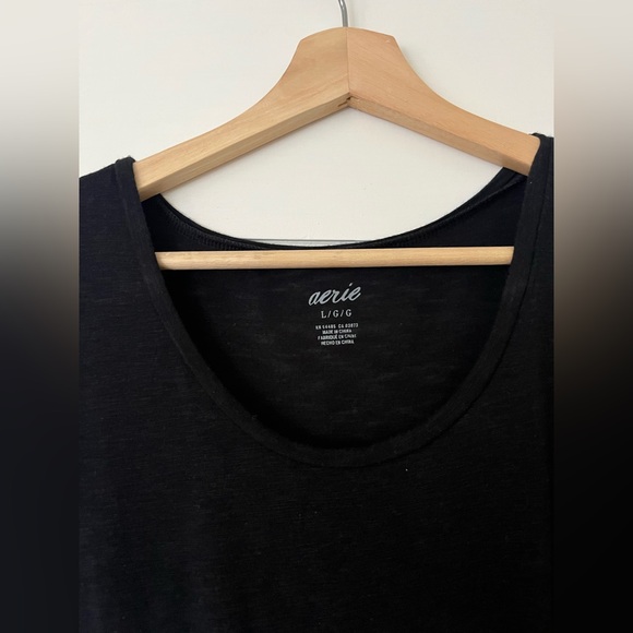 Aerie Bodysuit with ruffle sleeve detail - Picture 2 of 2